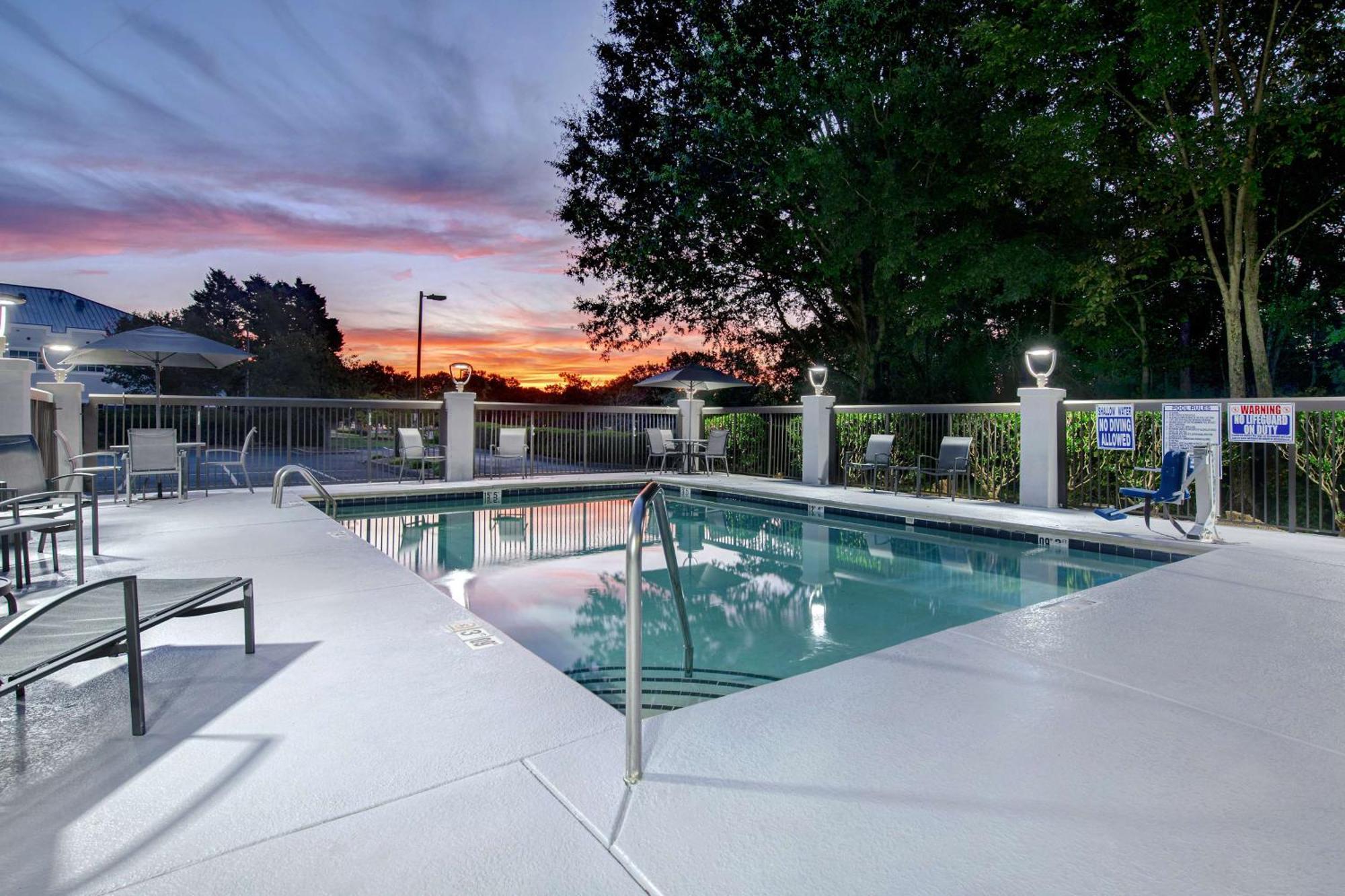 Hampton Inn Charlotte Monroe Extérieur photo