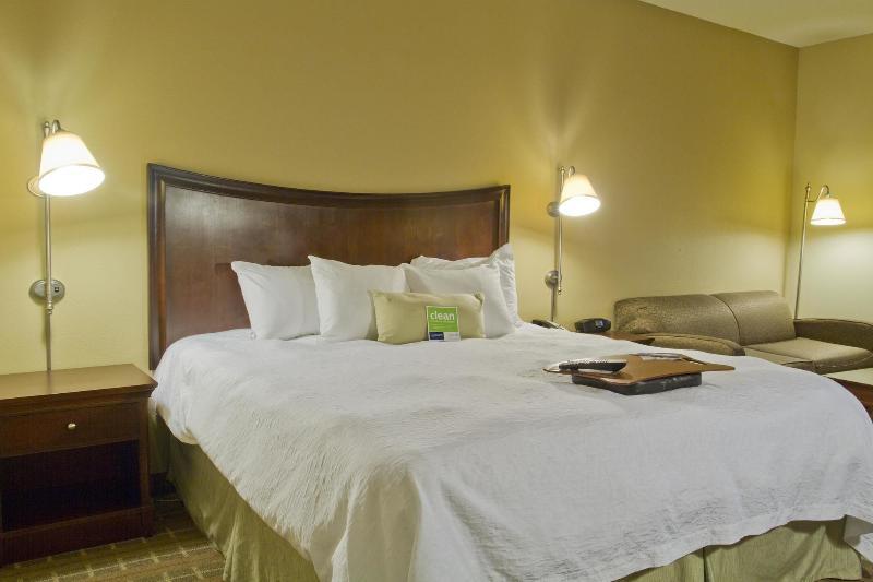Hampton Inn Charlotte Monroe Extérieur photo